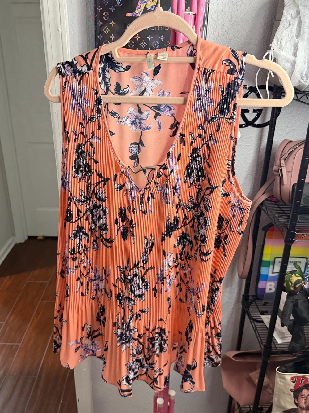 Women's Sleeveless Floral Peplum Top — Coral Pink